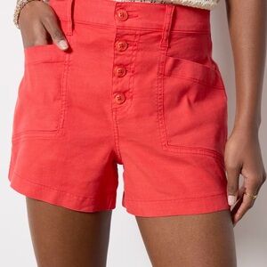 Evereve Joelle Red High-Waist Button-Front Shorts